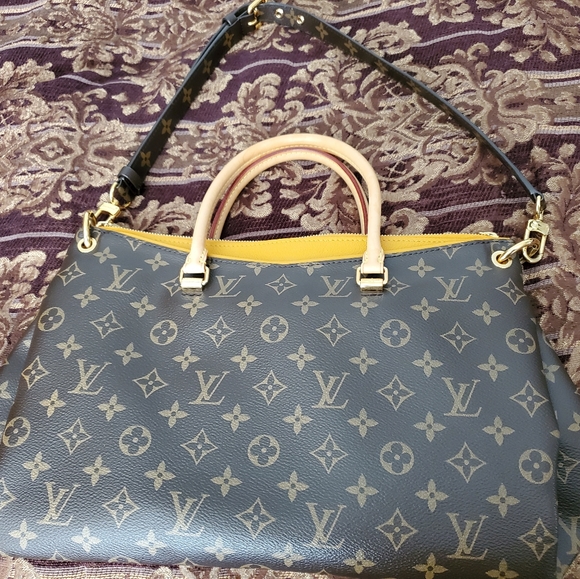 Louis Vuitton Pallas MM - Rare Color Combination - Picture 2 of 8